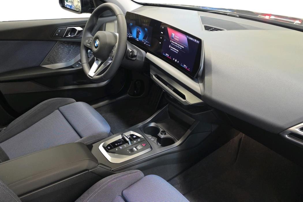 BMW 120 2026