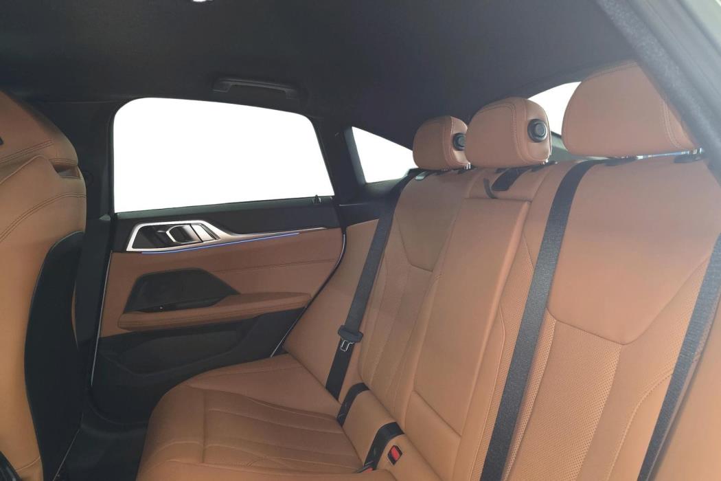 BMW i4 2026