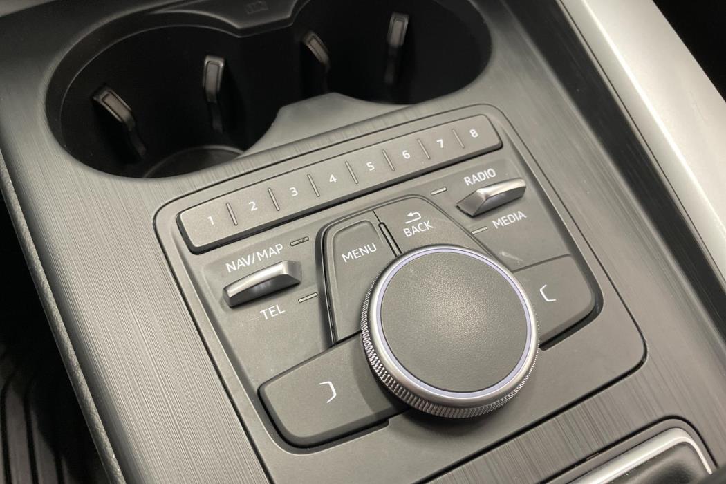 Audi A4 allroad quattro 2018