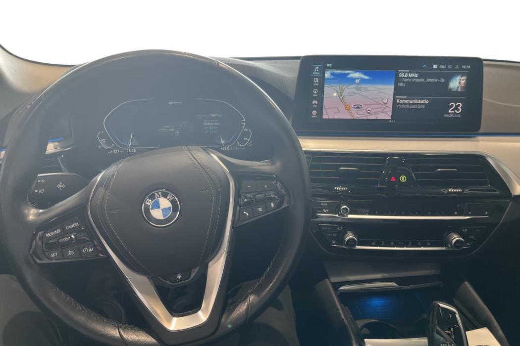 BMW 530 2021
