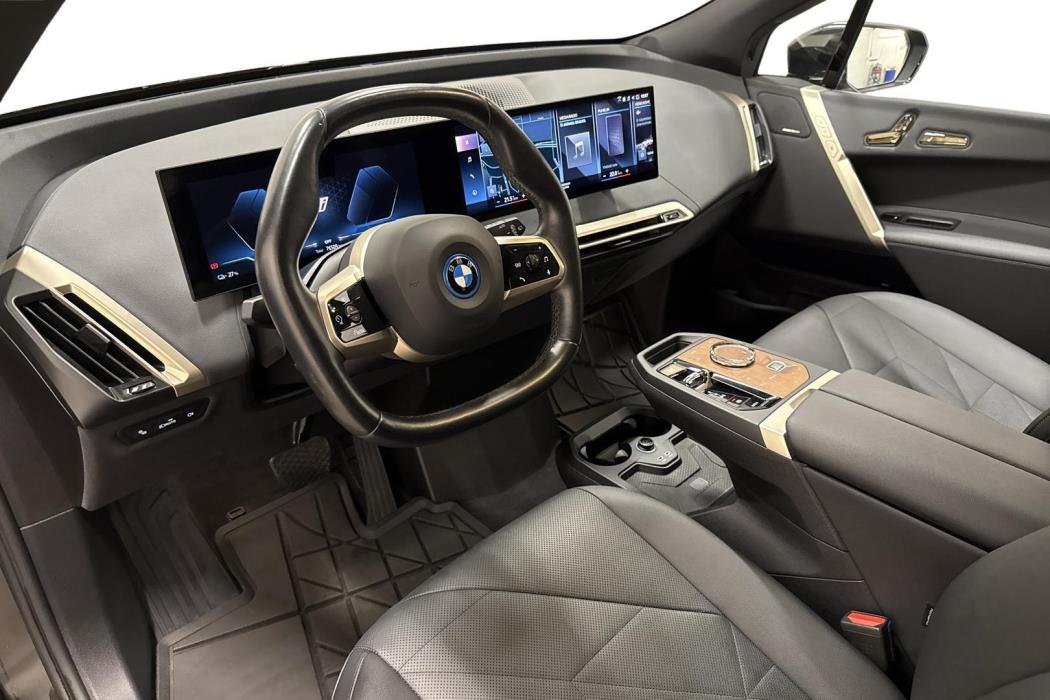 BMW iX 2021