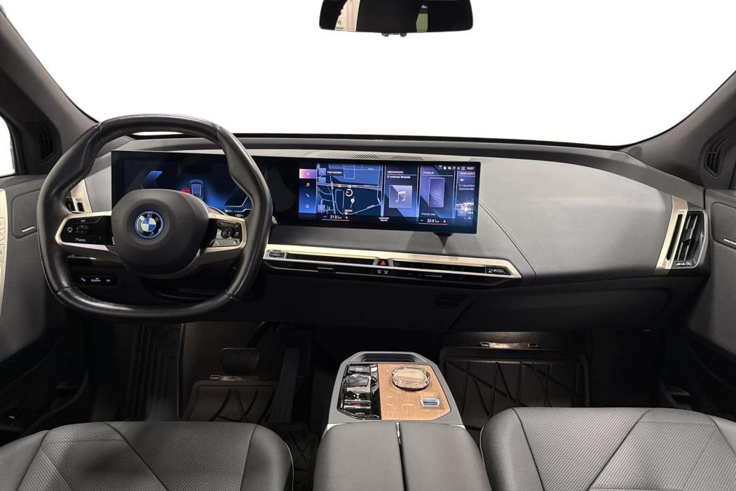 BMW iX 2021