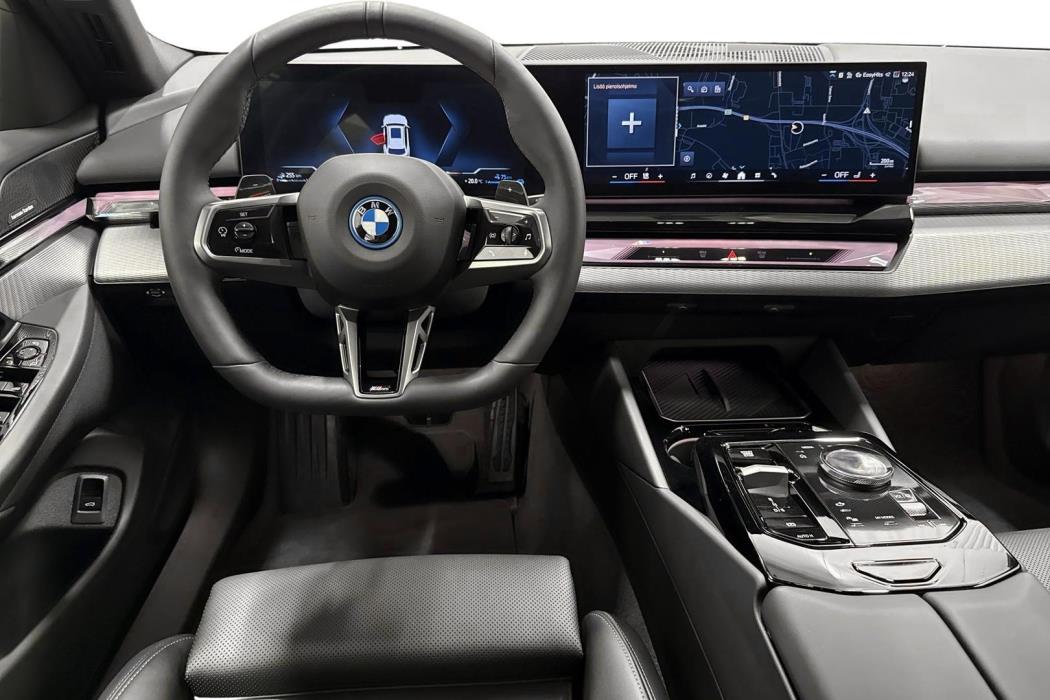 BMW 530 2025