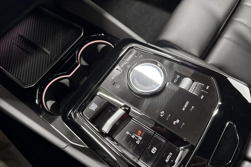BMW 530 2025