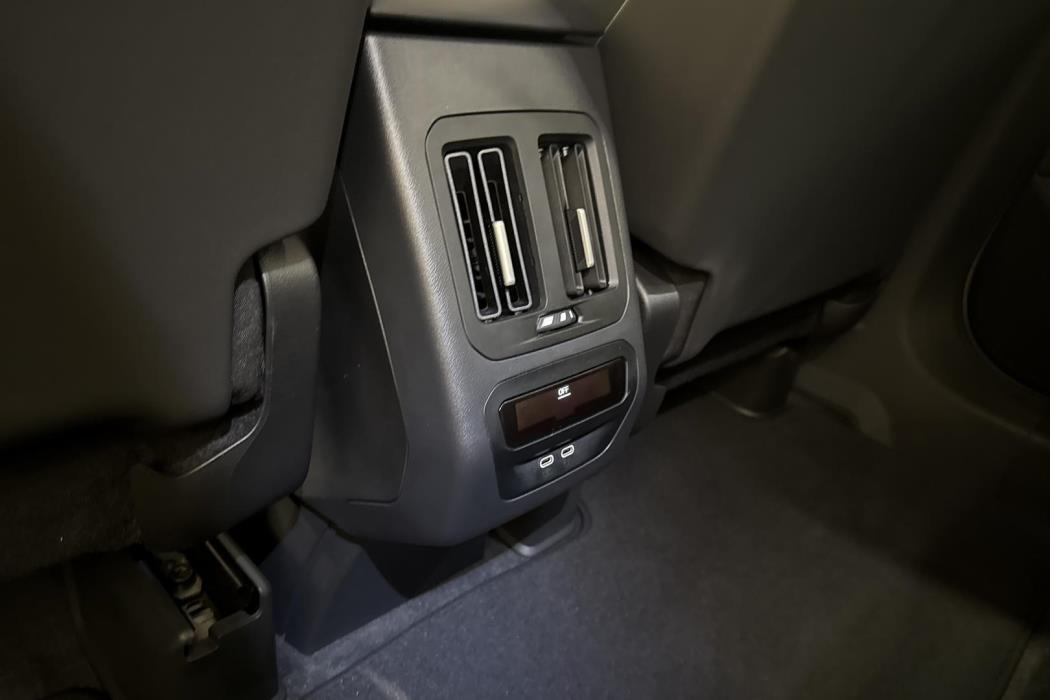 BMW iX3 2026