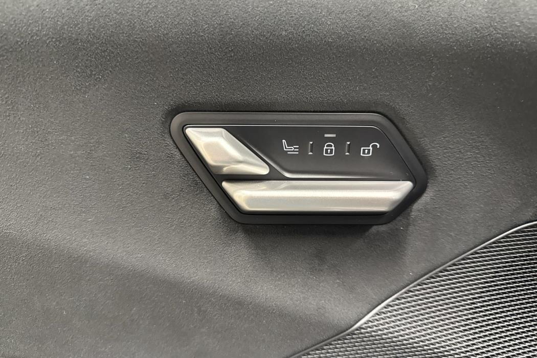 BMW iX3 2026