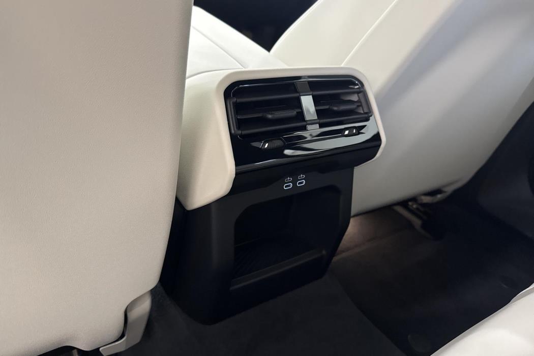 BMW 530 2025