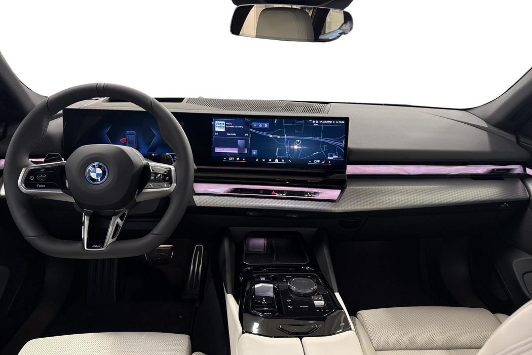 BMW 530 2025