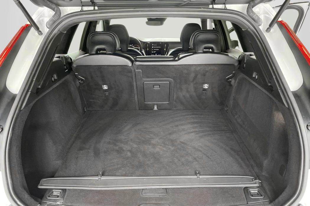 VOLVO XC60 2018
