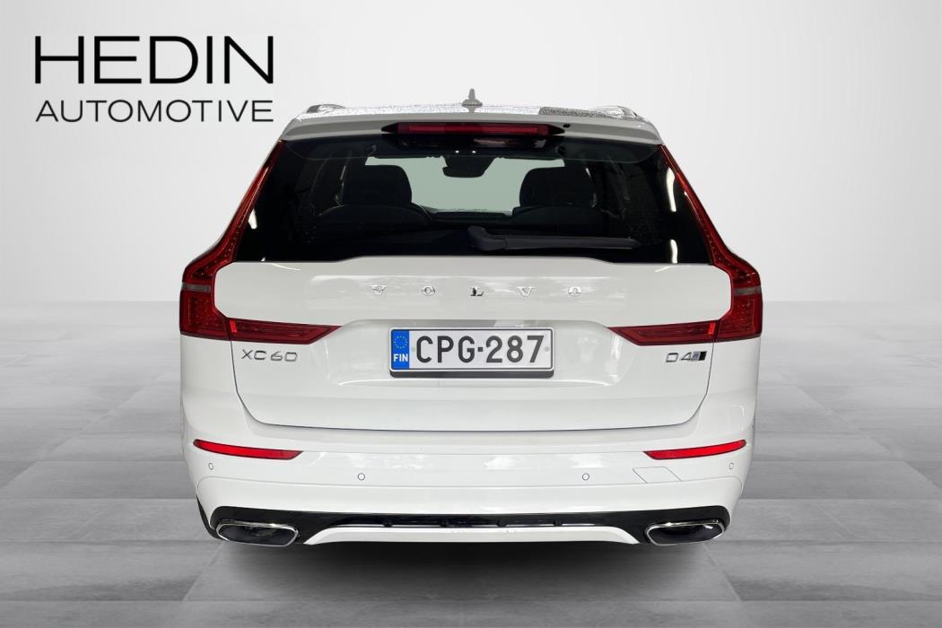 VOLVO XC60 2018