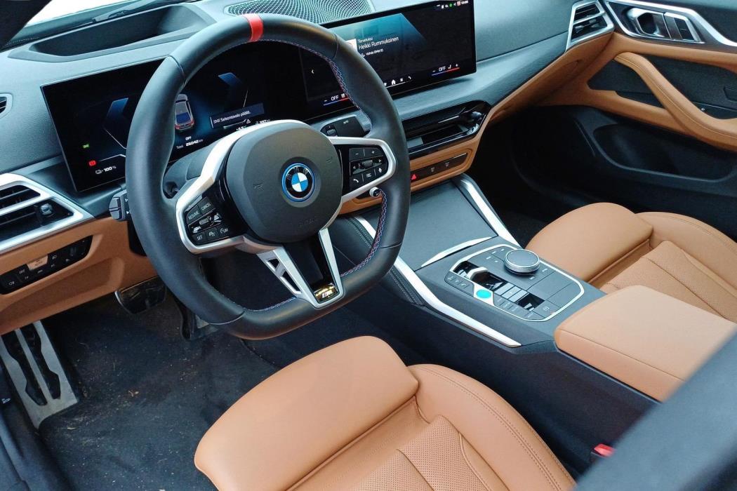 BMW i4 2025