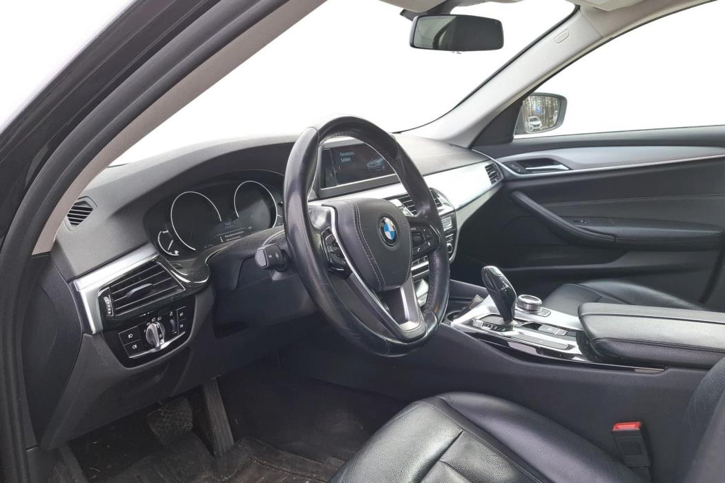 BMW 520 2019