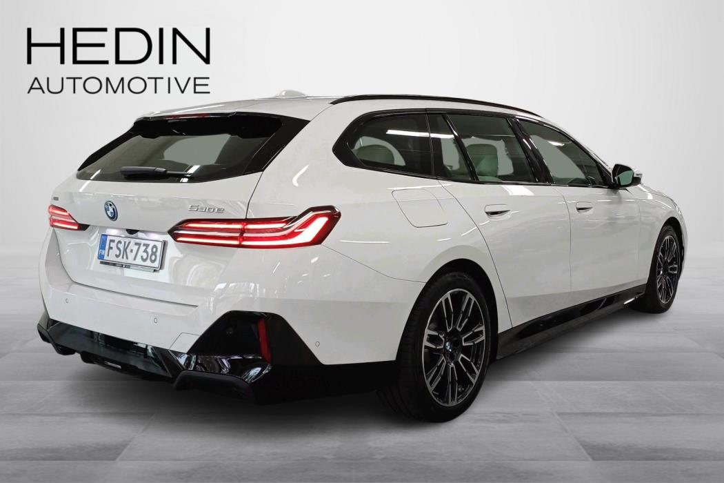 BMW 530 2025