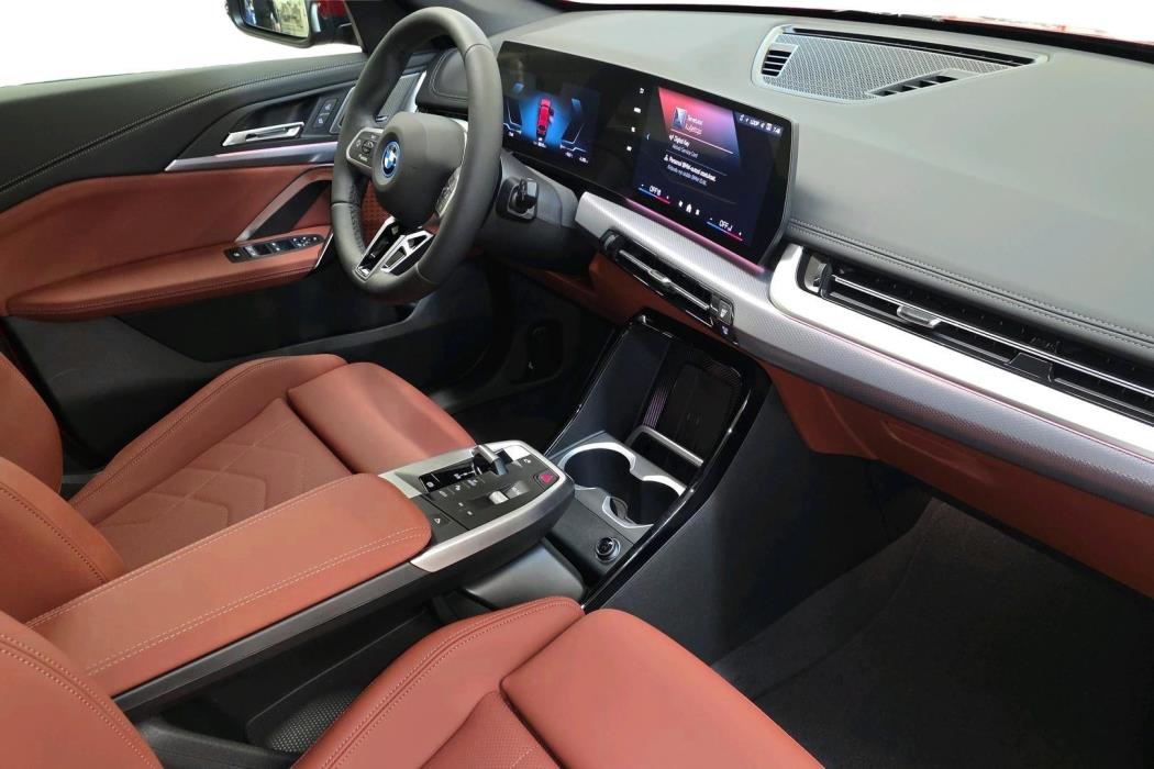 BMW iX1 2026