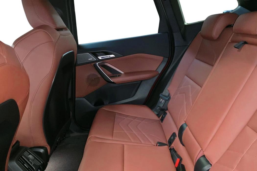 BMW iX1 2026