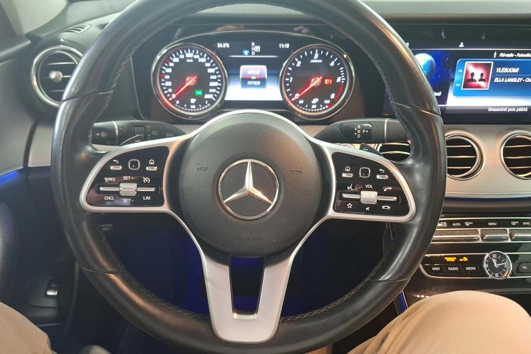MERCEDES-BENZ E 2018