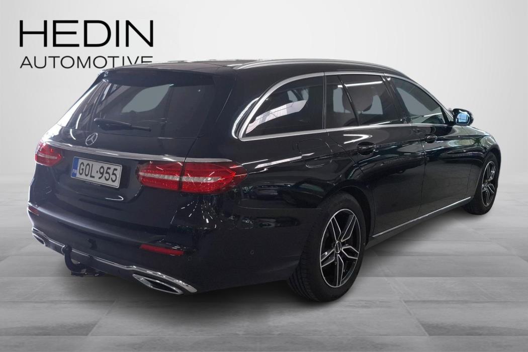 MERCEDES-BENZ E 2018