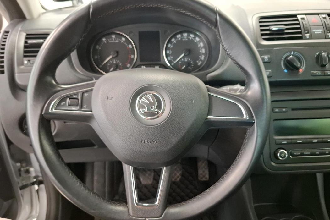 SKODA FABIA 2014