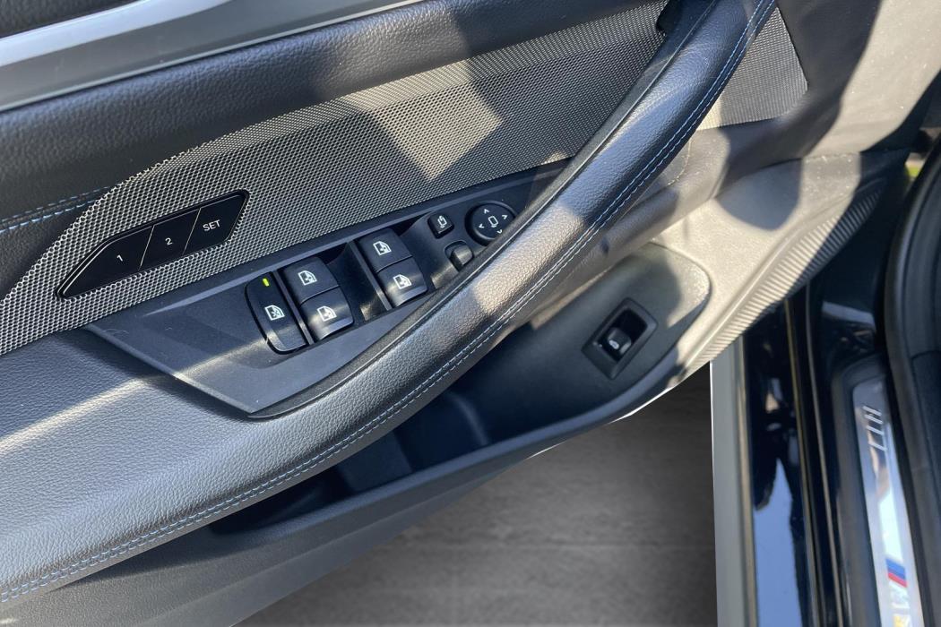 BMW i4 2023