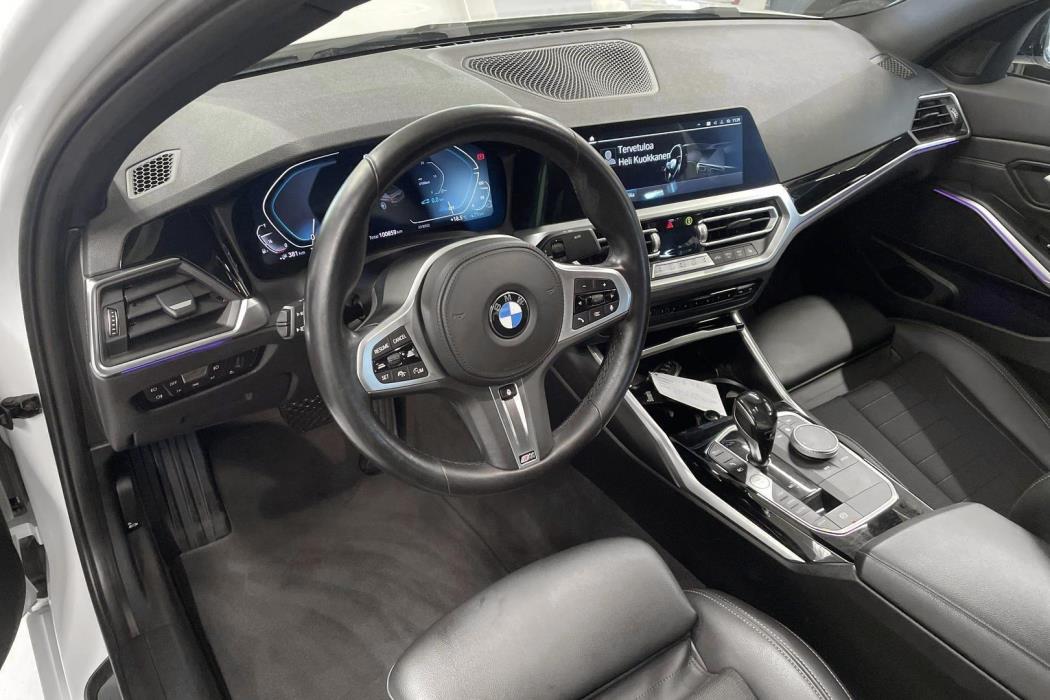 BMW 330 2021