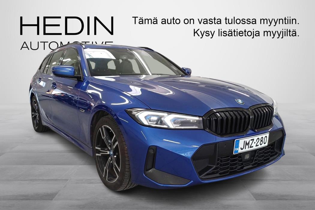 BMW 330 2023