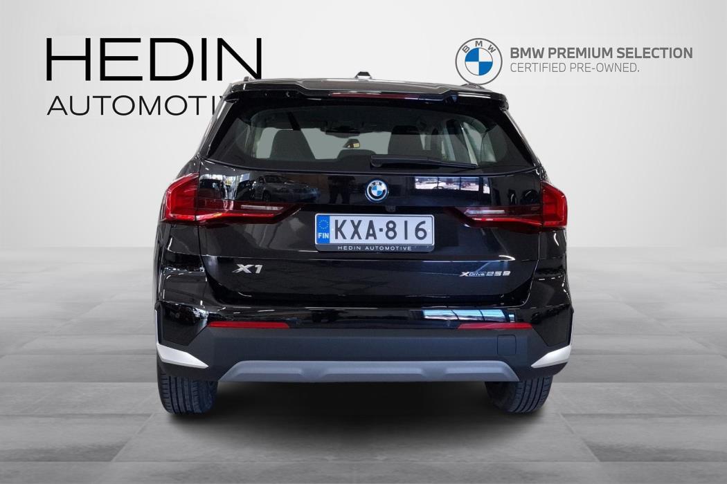 BMW X1 2025