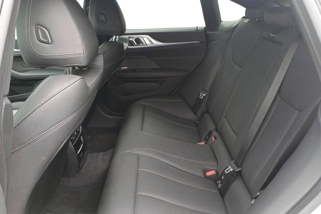 BMW i4 2025