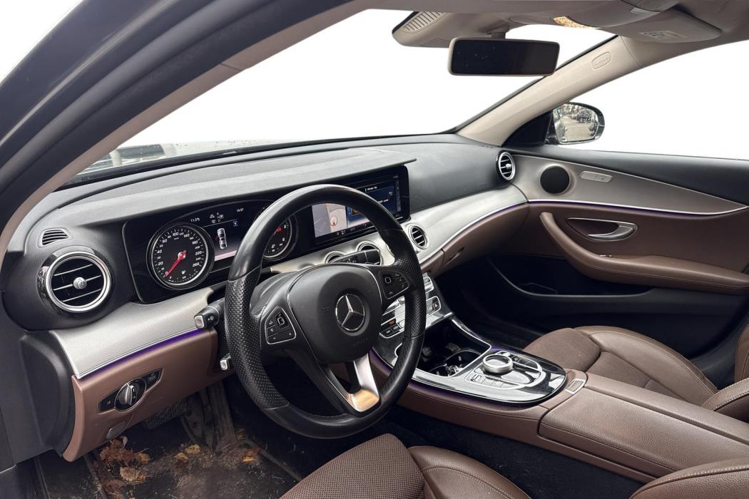 MERCEDES-BENZ E 2018