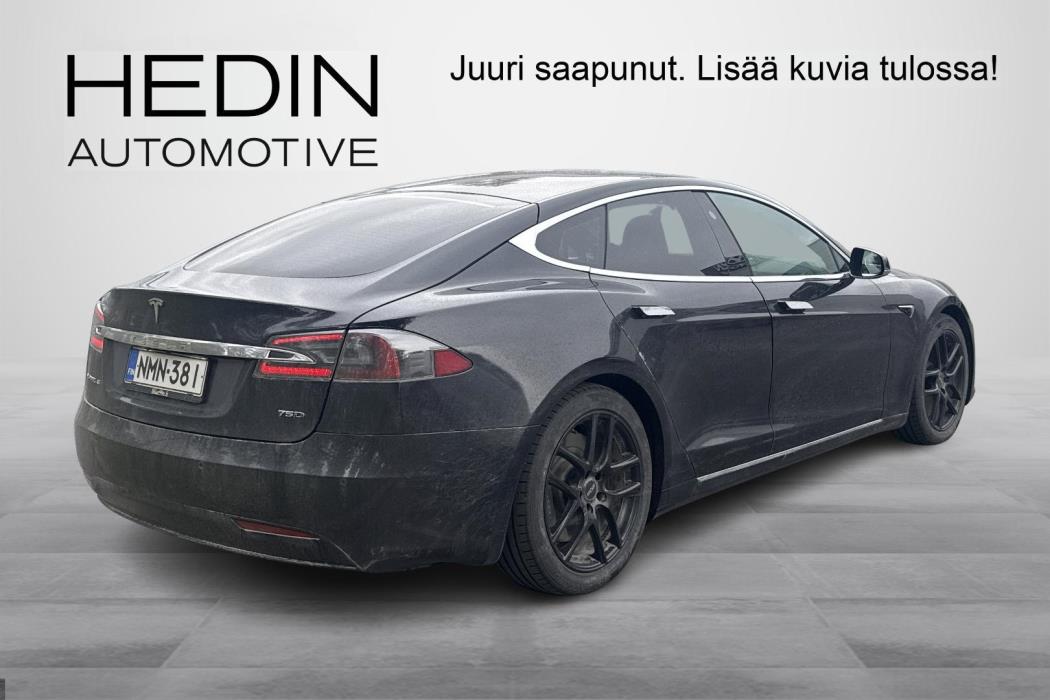 Tesla Model S 2018