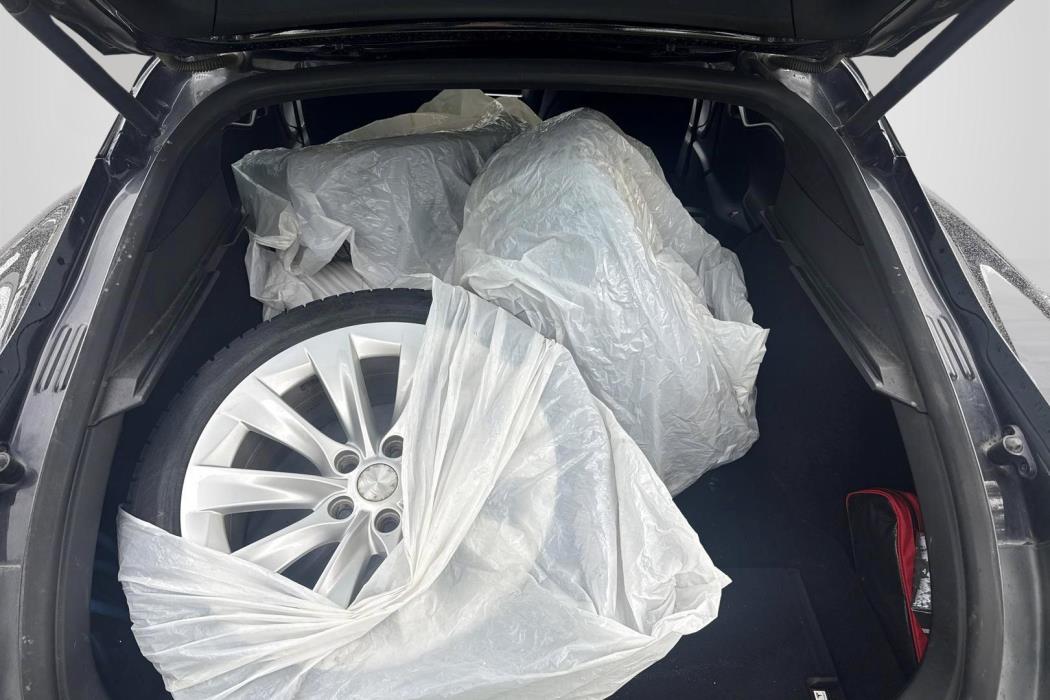Tesla Model S 2018