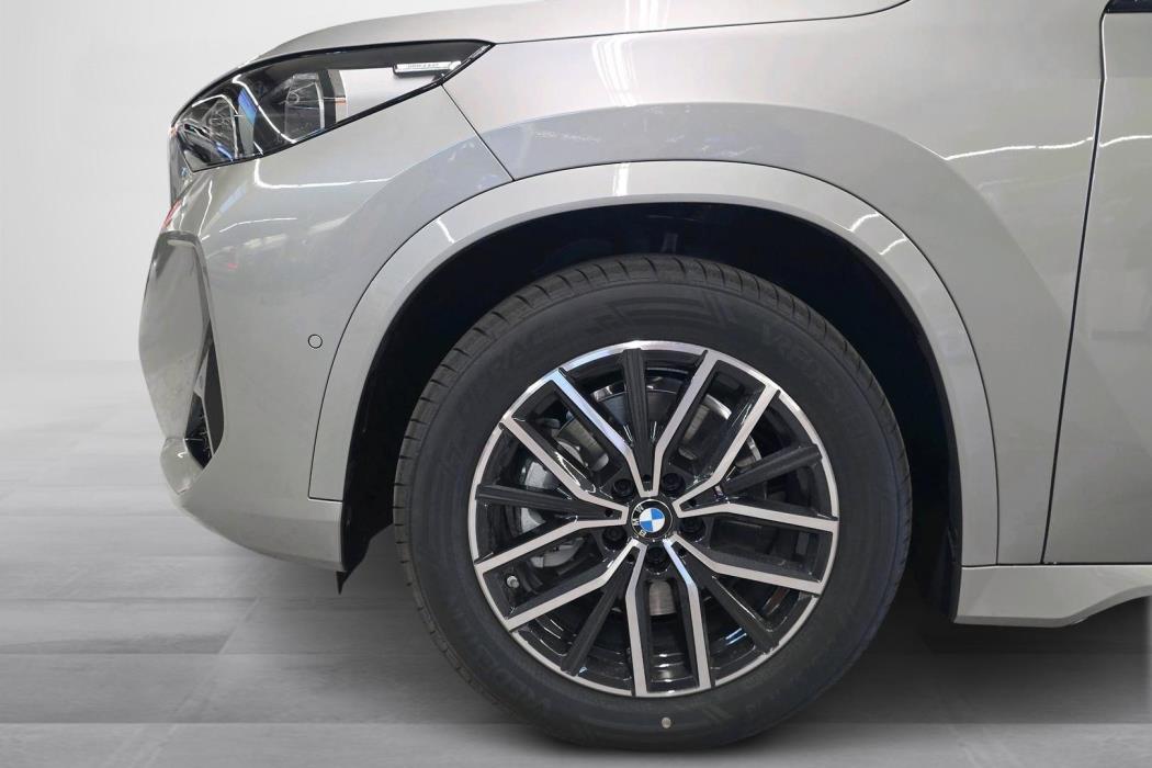 BMW iX1 2026
