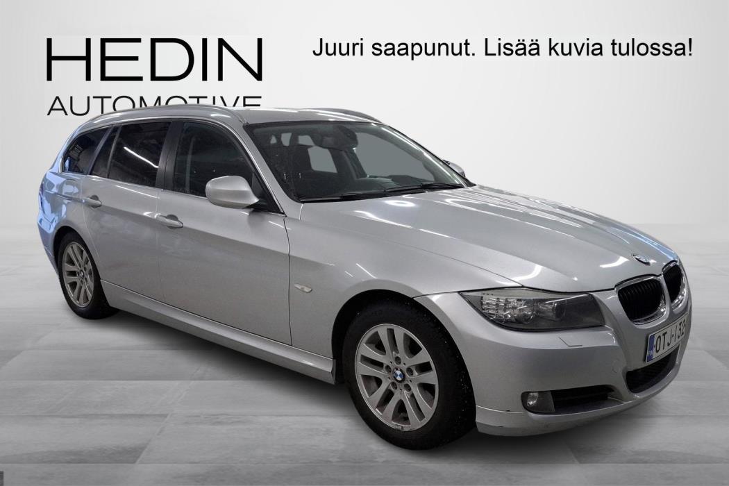 BMW 318 2012