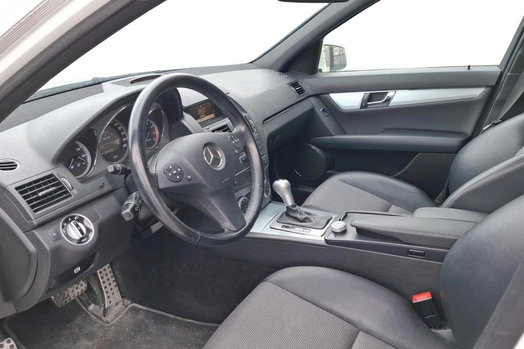 Mercedes-Benz C 2011