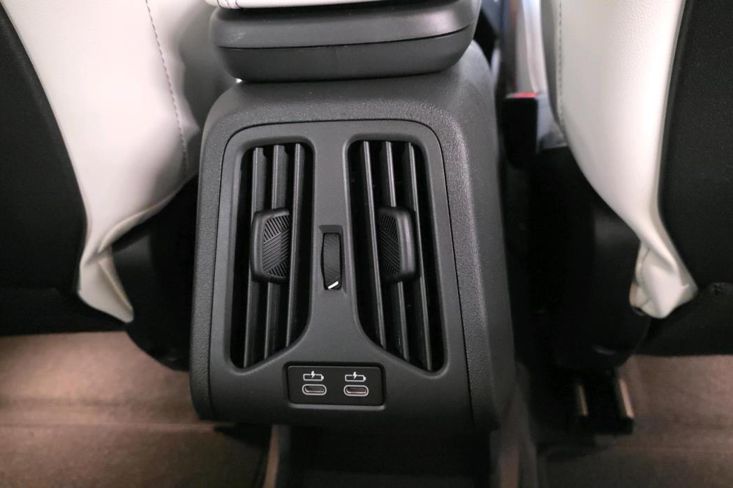BMW iX2 2026