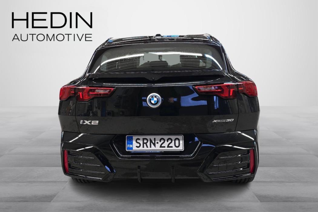BMW iX2 2026