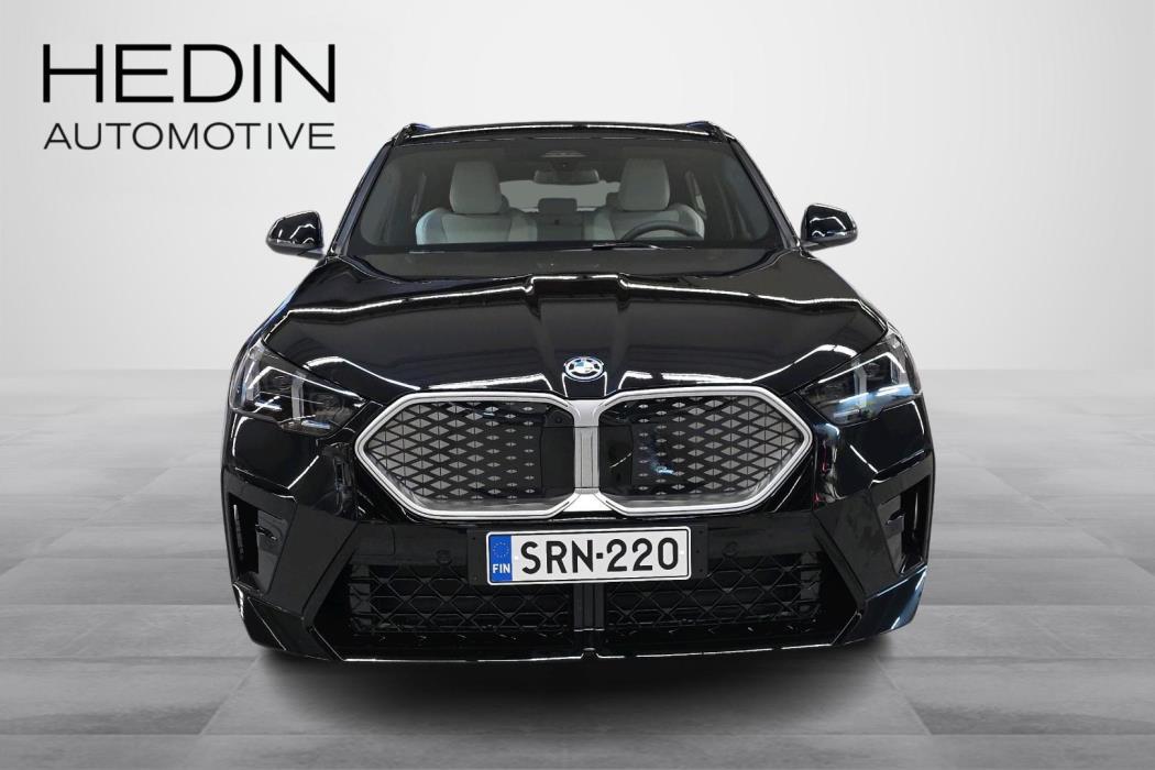 BMW iX2 2026