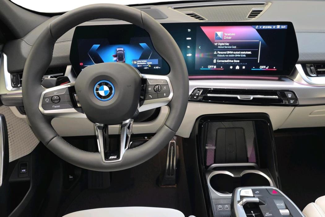 BMW iX2 2026