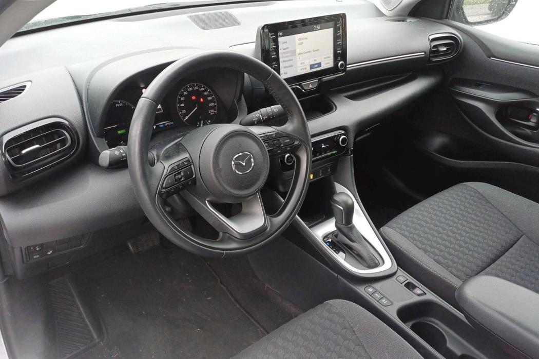 MAZDA Mazda2 2024