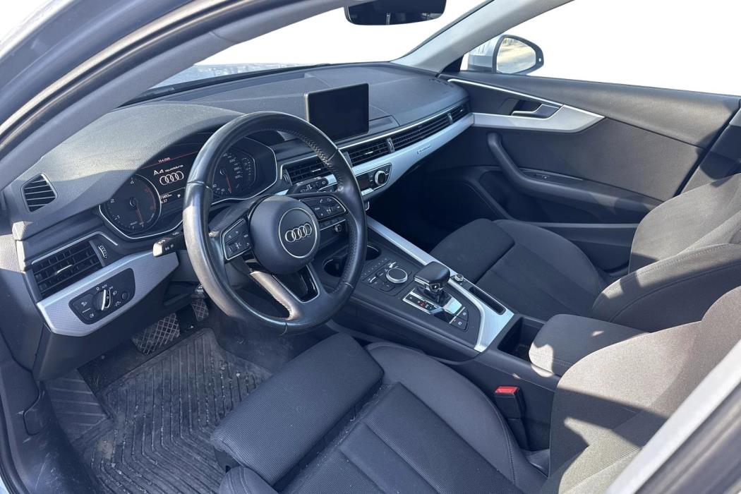 AUDI A4 2016