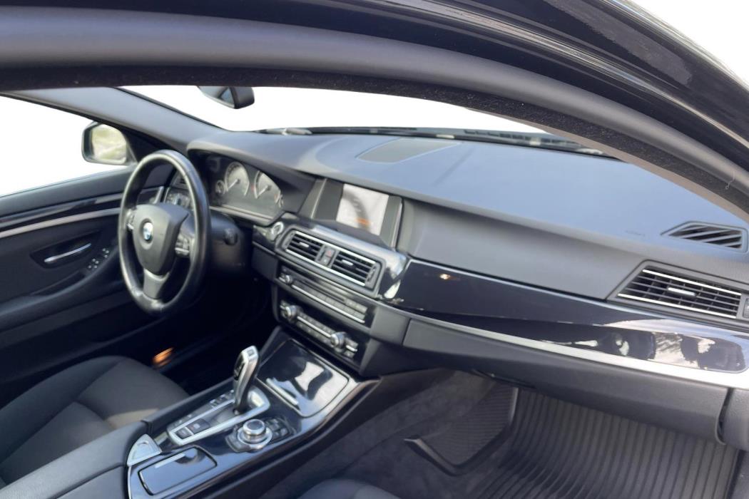 BMW 520 2014