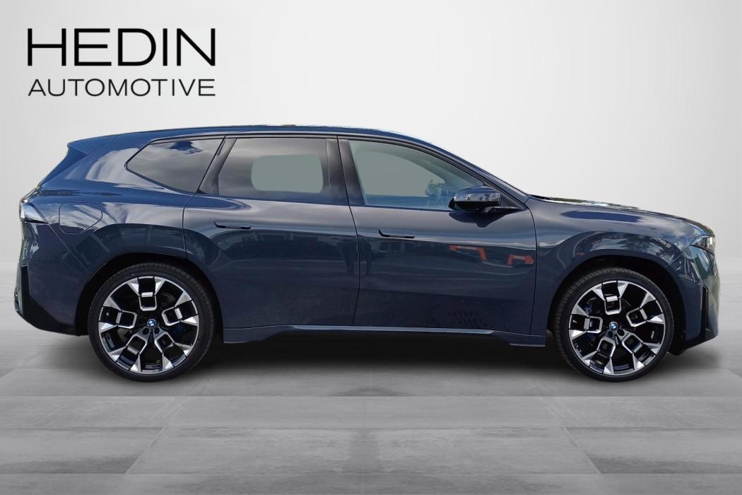 BMW iX3 2026