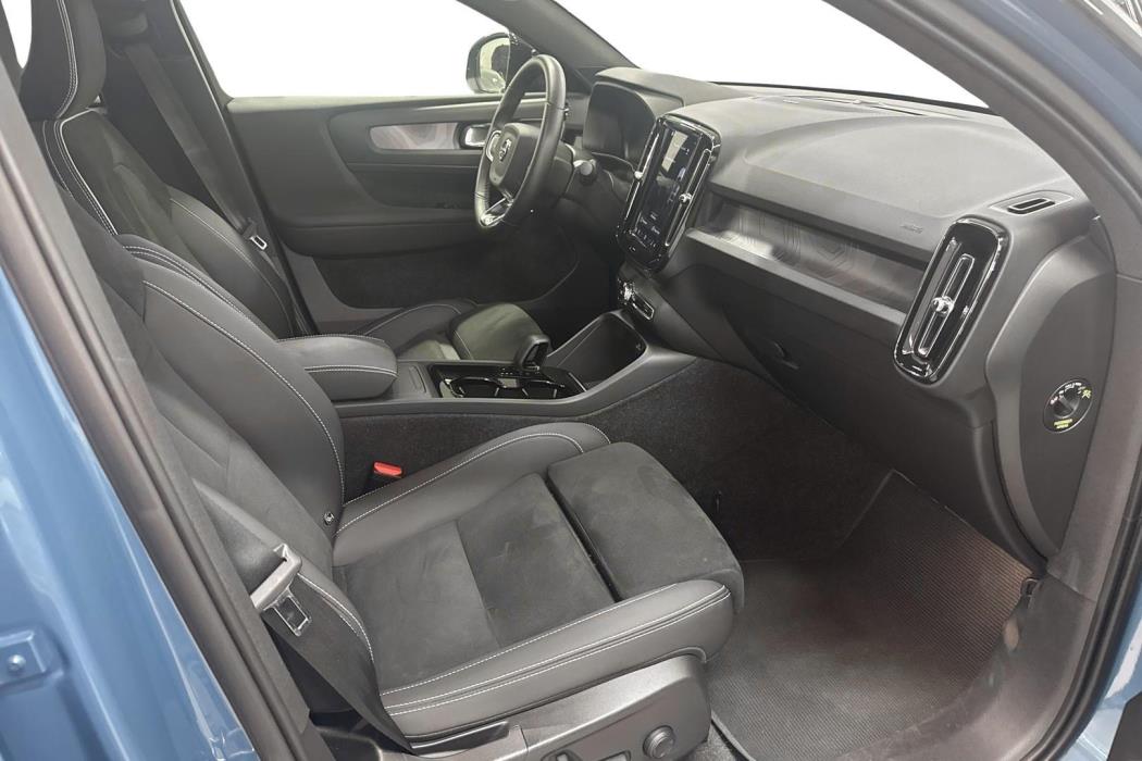 Volvo C40 2022