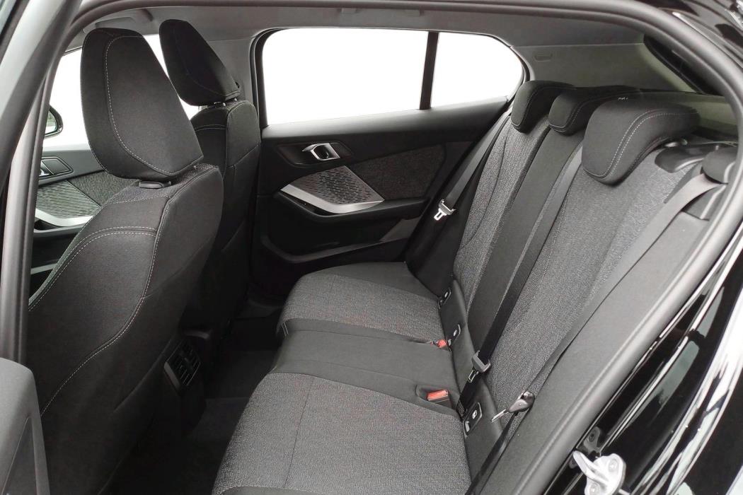 BMW 120 2026