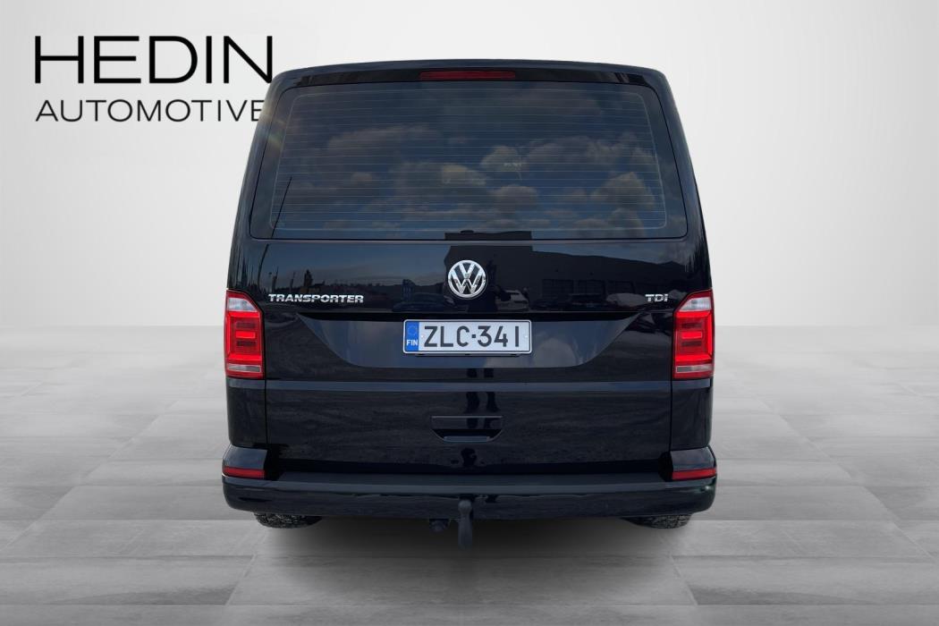 VOLKSWAGEN TRANSPORTER 2017
