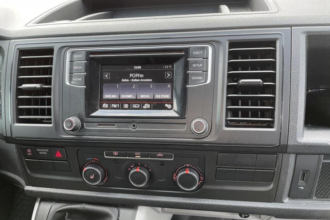 VOLKSWAGEN TRANSPORTER 2017