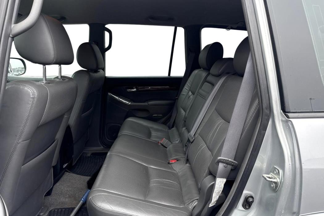 TOYOTA LAND CRUISER 2005