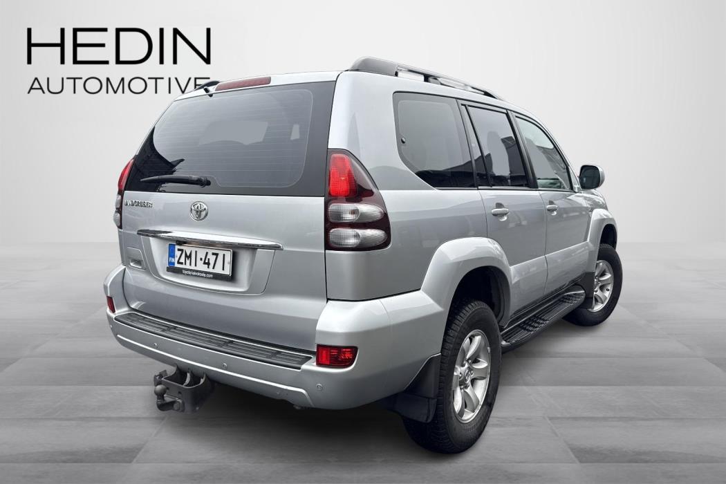 TOYOTA LAND CRUISER 2005