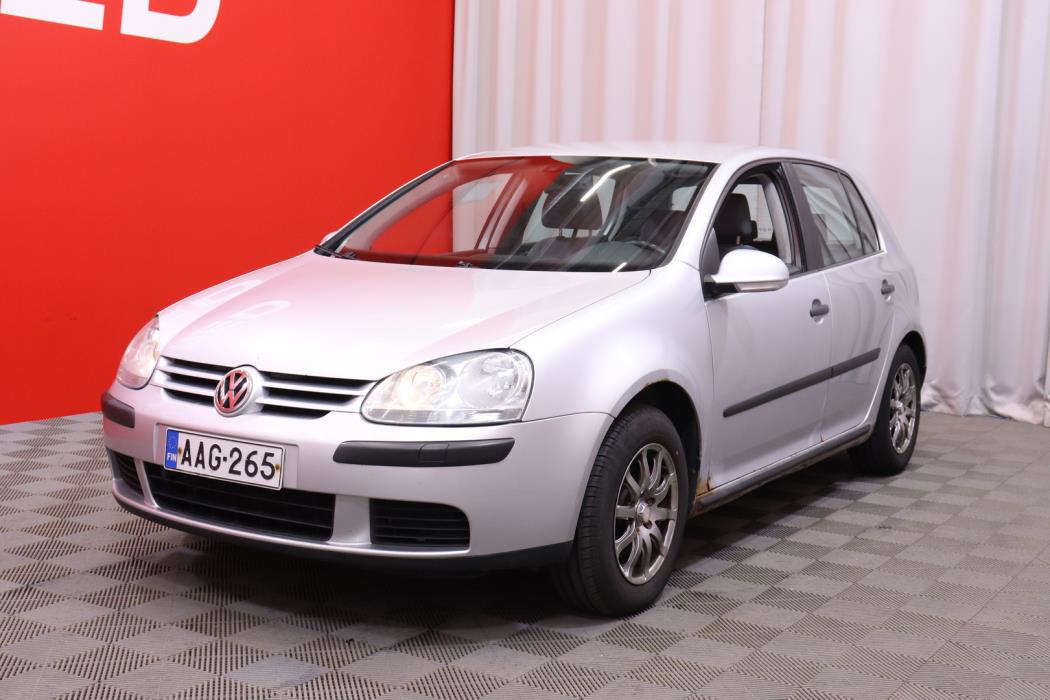 VOLKSWAGEN Golf 2005