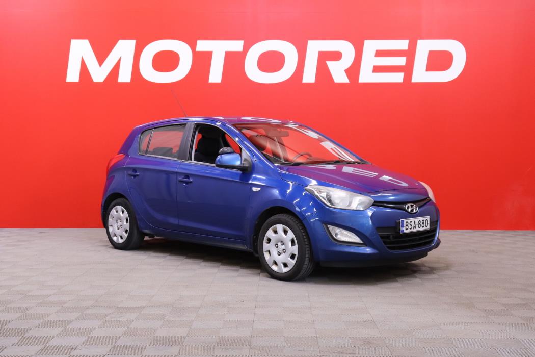 HYUNDAI i20 2013