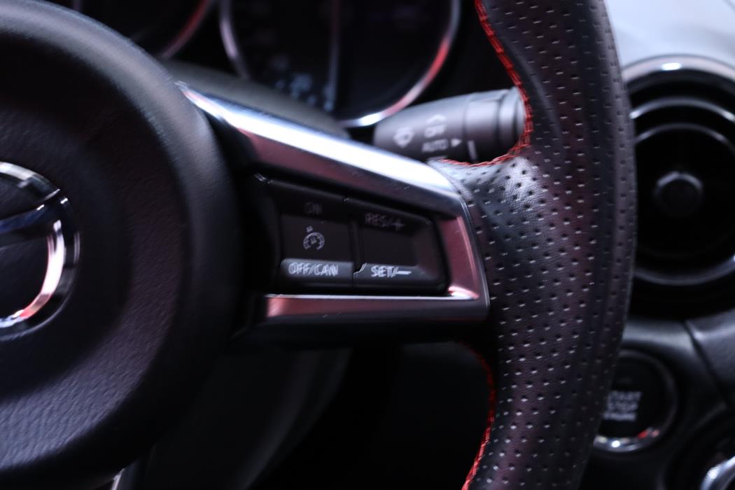 MAZDA MX-5 2017